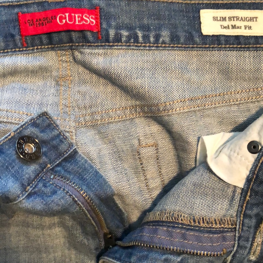 GUESS JEANS